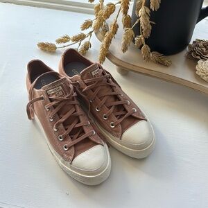 Converse all star lift sneaker woman’s 9.5 light brown. New